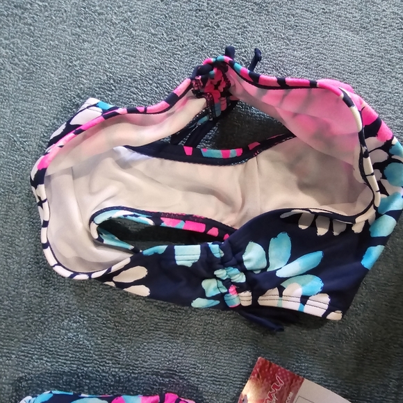 Kanu Girl size 8 tankini (A3) - Picture 7 of 8
